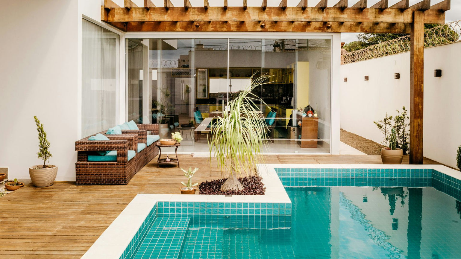 Enhancing Outdoor Living Spaces With Prefabricated Pools – Square One ...